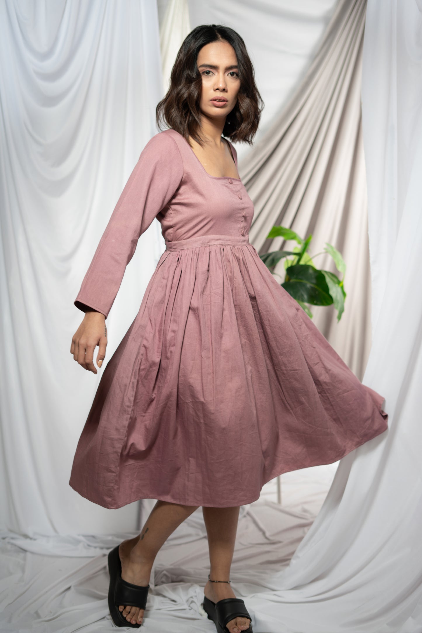 PANSY BASHFUL ROSE DRESS